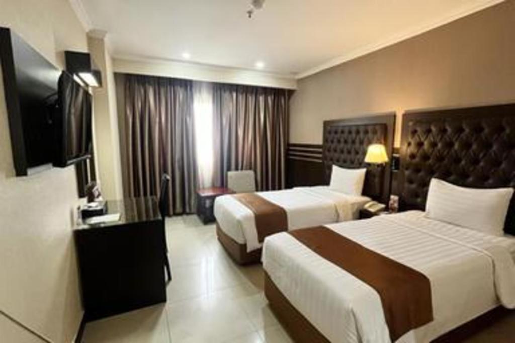 מדאן Grand Antares Hotel מראה חיצוני תמונה