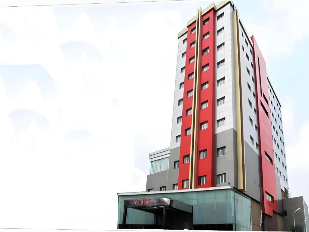 מדאן Grand Antares Hotel מראה חיצוני תמונה
